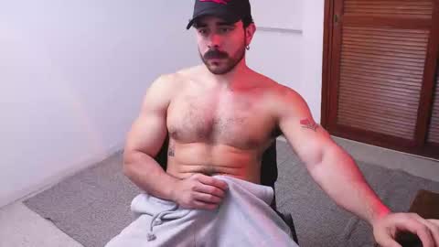 Snapshot of alexdimartino chatting on 10.10.25 Alex Dimartino online show from 10.10.25