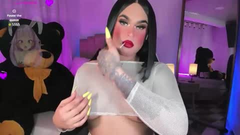 Snapshot of alexia_mattel chatting on 11.02.25 alexia mattel online show from 11.02.25