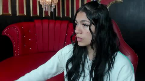 Alexiaa  Online 1430 to 2100 GMT-5 online show from 02.21.25