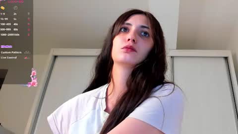 Snapshot of alexialuxe chatting on 06.15.26 alexialuxe online show from 06.15.26