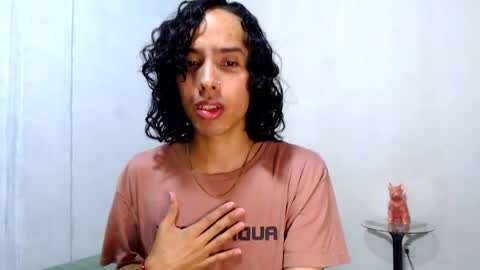 Alexis online show from 04.28.26
