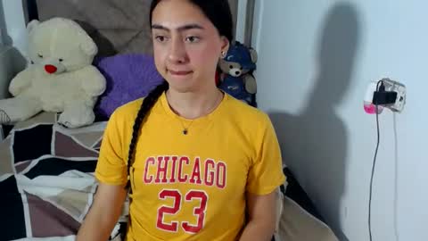 Snapshot of alexis_brown11 chatting on 07.19.26 -- ALEXIS -- online show from 07.19.26