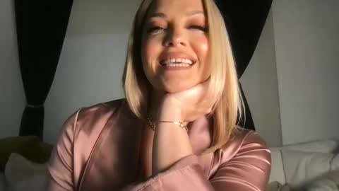 Alexis Texas online show from 10.03.25