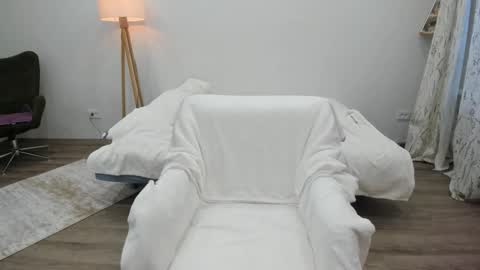 Snapshot of alexisweets chatting on 10.28.25 Sosweetcherry online show from 10.28.25