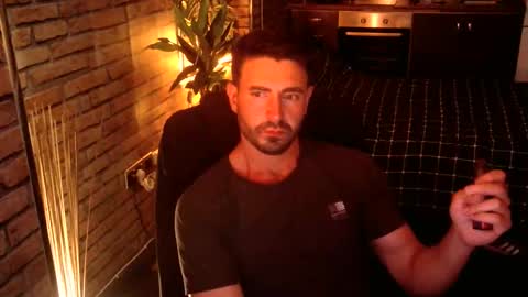 Snapshot of alexlive1 chatting on 10.08.25 alexlive1 online show from 10.08.25