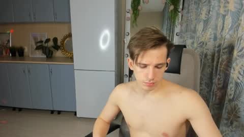 Dennis online show from 03.04.25