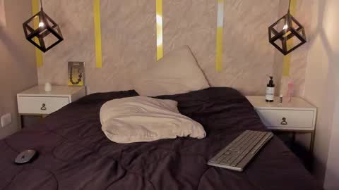 Alexsavage  online show from 02.24.25