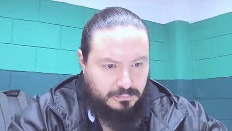 Snapshot of alextambet chatting on 03.10.25 alextambet online show from 03.10.25