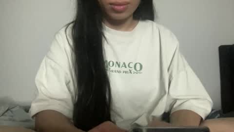 Snapshot of alextran665 chatting on 10.15.25 Your Anime T Girl online show from 10.15.25