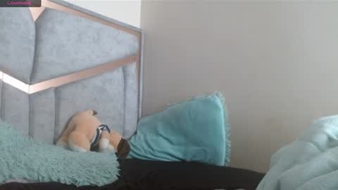 Snapshot of alexvsluisa chatting on 01.29.25 alex y luisa online show from 01.29.25