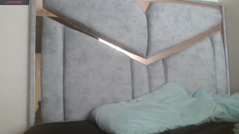 Snapshot of alexvsluisa chatting on 02.03.25 alex y luisa online show from 02.03.25