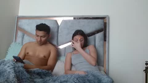 Snapshot of alexvsluisa chatting on 10.06.25 alex y luisa online show from 10.06.25