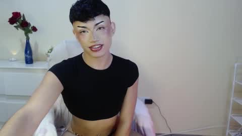 Snapshot of alexxoxogio chatting on 02.10.25 Alexandra online show from 02.10.25