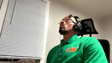 Snapshot of alfapipe23 chatting on 10.11.25 alfapipe23 online show from 10.11.25