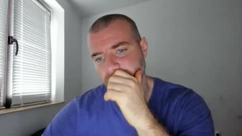 alfiesolomons87 online show from 11.22.25