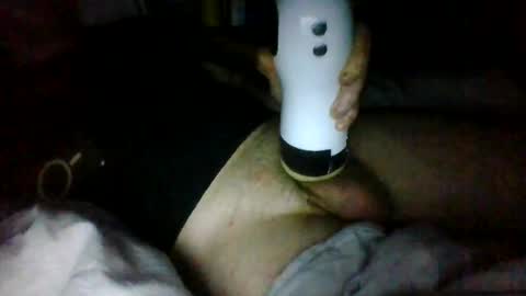 Snapshot of alfred151 chatting on 06.23.26 Edgarrrdd1021 online show from 06.23.26