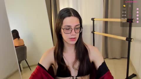 Snapshot of alfred_jones chatting on 10.05.25 Alfreda online show from 10.05.25