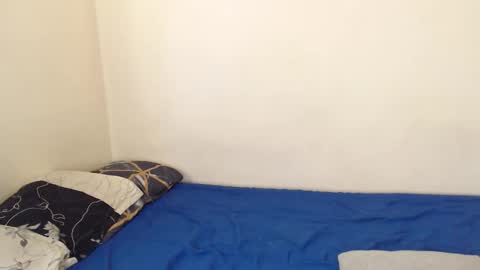 algiz_ online show from 10.13.25