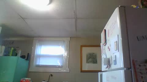 ali_tayler online show from 10.12.25