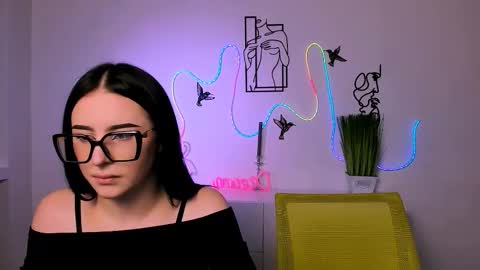 alia skay online show from 12.20.25