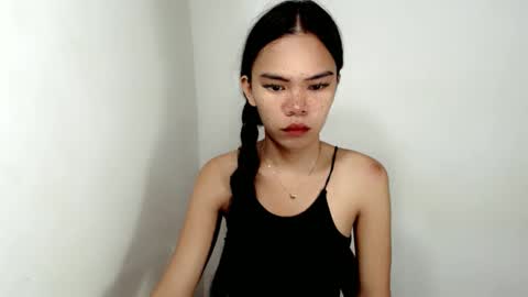 Snapshot of aliahadams chatting on 10.22.25 ALIAH online show from 10.22.25