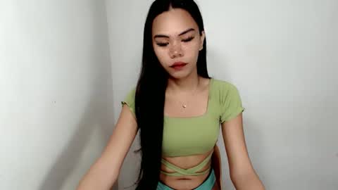 Snapshot of aliahadams chatting on 10.23.25 ALIAH online show from 10.23.25