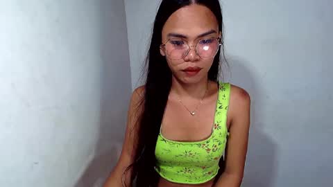 Snapshot of aliahadams chatting on 11.02.25 ALIAH online show from 11.02.25