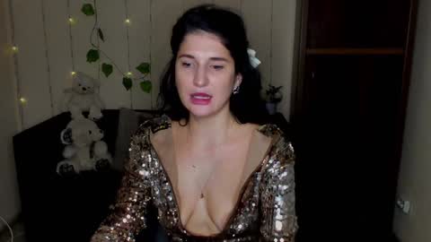 Alianna online show from 12.14.24