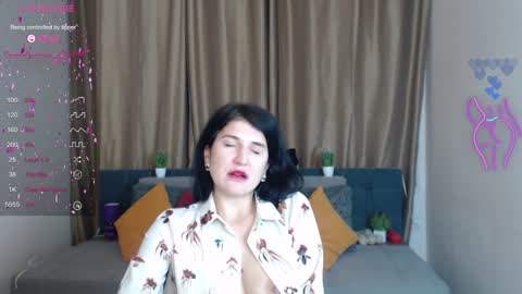 Alianna online show from 12.17.24