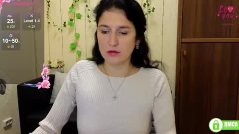 Snapshot of alianna_solo_kiss chatting on 10.02.25 Alianna online show from 10.02.25