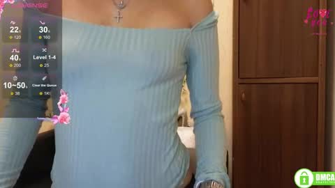 Snapshot of alianna_solo_kiss chatting on 10.19.25 Alianna online show from 10.19.25