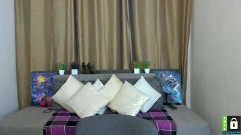 Alianna online show from 11.19.25