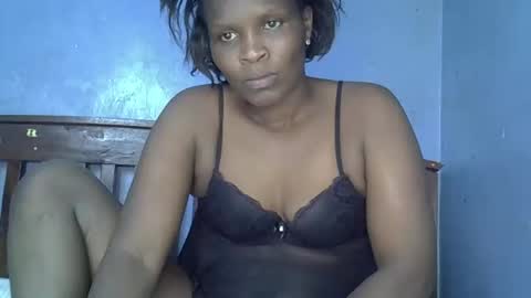 Snapshot of alic_crazy chatting on 11.28.25 alic_crazy online show from 11.28.25