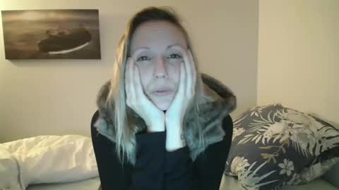 Snapshot of alice8363 chatting on 12.07.24 Alice online show from 12.07.24