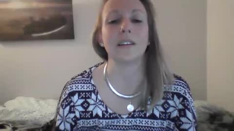 Snapshot of alice8363 chatting on 12.14.24 Alice online show from 12.14.24