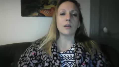 Snapshot of alice8363 chatting on 12.27.24 Alice online show from 12.27.24