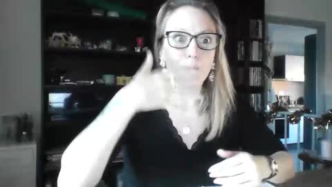 Snapshot of alice8363 chatting on 12.28.24 Alice online show from 12.28.24