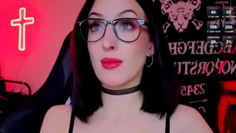 Snapshot of alice___mistress chatting on 07.06.26 Miss Alice online show from 07.06.26