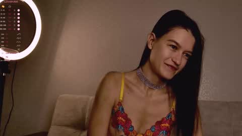 Snapshot of alice__grace_ chatting on 10.18.25 your Alice online show from 10.18.25