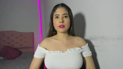 alice_cespedes online show from 03.11.25