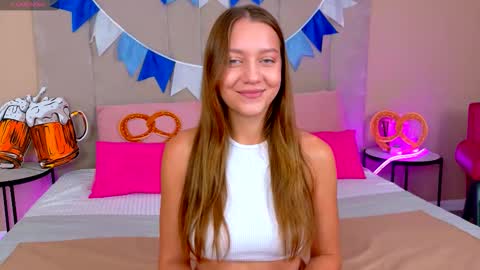 Alice in Wonderland  online show from 10.05.25