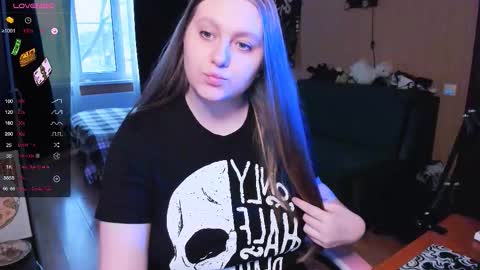 Alice 3 online show from 11.25.25