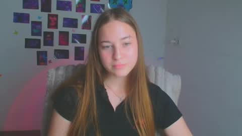 Snapshot of alice_dreamofu chatting on 05.20.26 Alice online show from 05.20.26
