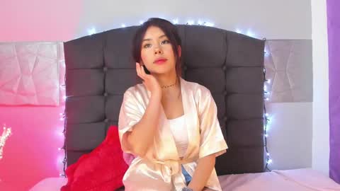  Alice Evans online show from 02.11.25