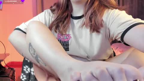 Snapshot of alice_fiend chatting on 02.16.25 Alice online show from 02.16.25