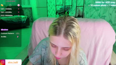 alice_halle online show from 12.10.24