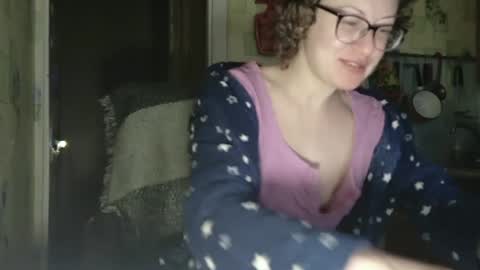 Snapshot of alice_peach chatting on 12.06.24 bigclit daddy squirt bigdildo fit online show from 12.06.24