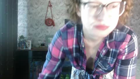 Snapshot of alice_peach chatting on 01.09.25 bigclit daddy squirt bigdildo fit online show from 01.09.25