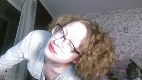 Snapshot of alice_peach chatting on 01.30.25 bigclit daddy squirt bigdildo fit online show from 01.30.25