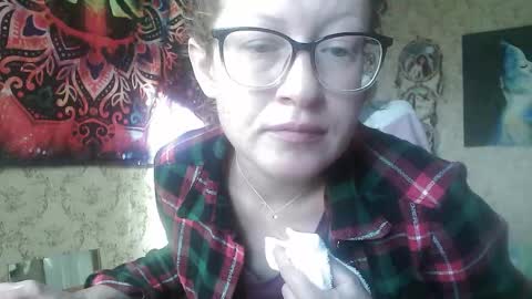 Snapshot of alice_peach chatting on 09.13.25 bigclit daddy squirt bigdildo fit online show from 09.13.25
